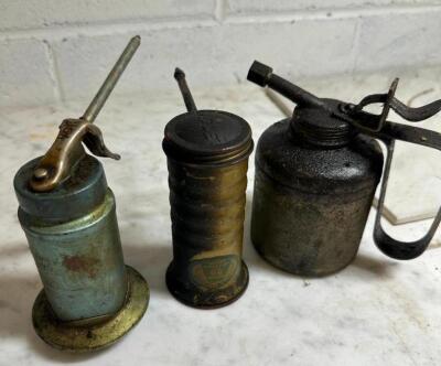 DESCRIPTION: (3) VINTAGE OIL CANS QTY: 3