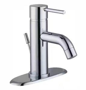 MODERN SINGLE HOLE SINGLE-HANDLE LOW-ARC BATHROOM FAUCET IN CHROME