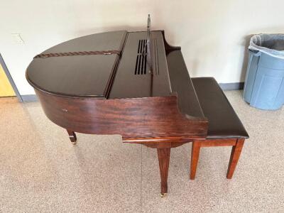 PIANO W/ BENCH SEAT