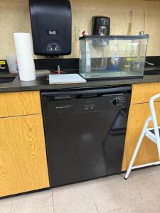 FRIGIDAIRE DISH WASHER