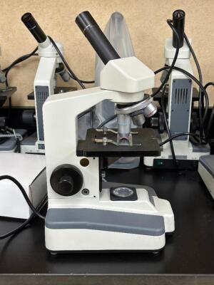 KEYENCE AMERICA 20X COMPOUND MICROSCOPE