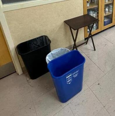 TRASH BIN AND TABLE SET