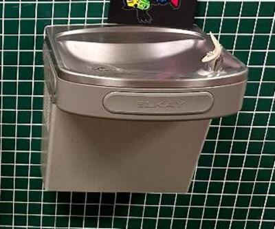 WALL MOUNTED WATER FOUNTAIN