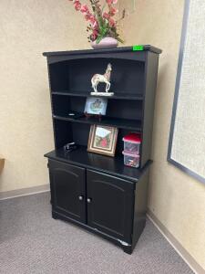 CHINA CABINET WITH ASSORTED CONTENTS