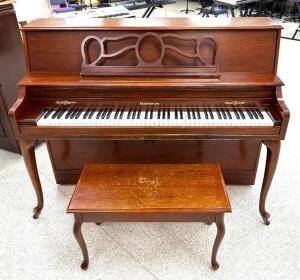 BALDWIN 662 CHY FRENCH LEG PIANO