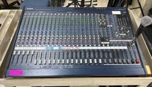 MG24/14FX MIXING CONSOLE