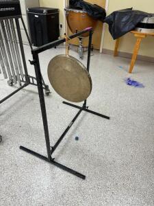 GONG W/ STAND