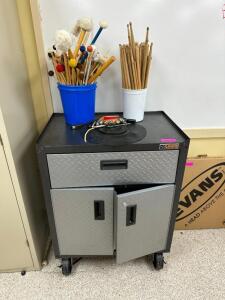ROLL ABOUT HALF SIZE METAL STORAGE CABINET