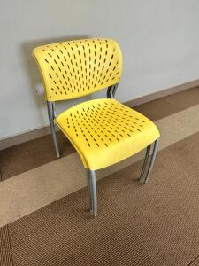 (14) YELLOW PLASTIC STACKING CHAIRS