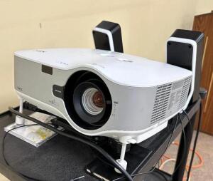NEC NP1250 LCD PROJECTOR W/ LOGITECH SPEAKERSBRAND/MODEL: NEC NP1250LOCATION LIBRARY
