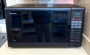 PANASONIC NN-7515A HOUSEHOLD MICROWAVE OVENBRAND/MODEL: PANASONIC NN-7515ALOCATION TEACHER STORE ROOM