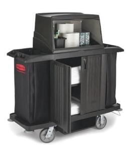 (1) RUBBERMAID HOUSEKEEPING CART