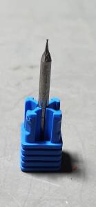 DESCRIPTION: (6) SOLID CARBIDE SQ END MILL BRAND/MODEL: SGS 39222 RETAIL$: $35.66 EAA SIZE: 0.022" DIA 0.033" LOC QTY: 6