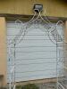 DESCRIPTION: GARDEN TRELLIS ARCHWAY INFORMATION: PLANTS NOT INCLUDED QTY: 1 - 3