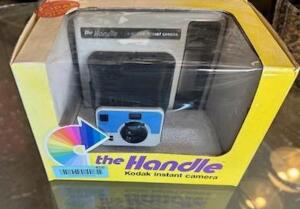 DESCRIPTION: VINTAGE THE HANDLE KODAK INSTANT CAMERA INFORMATION: BRAND NEW IN BOX QTY: 1