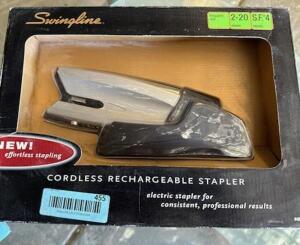 DESCRIPTION: SWINGLINE CORDLESS STAPLER INFORMATION: BRAND NEW IN BOX QTY: 1