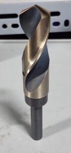 DESCRIPTION: (2) 188 DEG COBALT SILVER DEMING DRILL BITS BRAND/MODEL: VC O1343649 SIZE: 1" DIA 1/2" SD RETAIL$: $168.81 QTY: 2