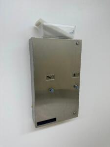 BATHROOM DISPENSER