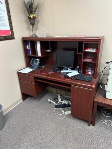 DESK AND CRADENZA SET