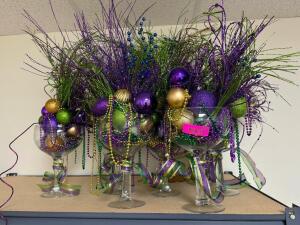 MARDI GRAS DECORATIONS