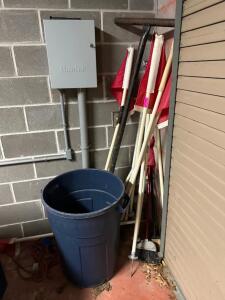 SOCCER FOUL FLAGS WITH TRASH CAN
