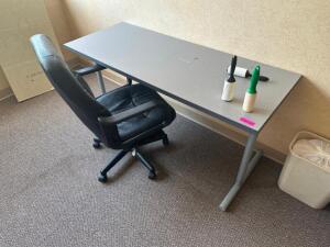 TABLE AND OFFICE CHAIR SET