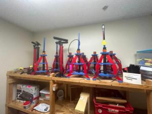 LARGE GROUP OF AIR ROCKETS AND LAB SETS