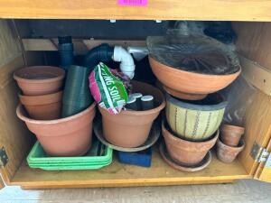 ASSORTED FLOWERING POTS