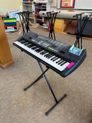 CASIO CTK-710 KEYBOARD WITH STAND