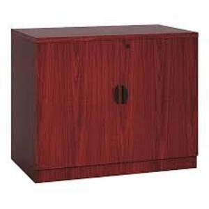 DESCRIPTION: (1) STORAGE CABINET BRAND/MODEL: BOSS #N113-M INFORMATION: WOOD SIZE: 31X22X39 RETAIL$: $318.99 EA QTY: 1