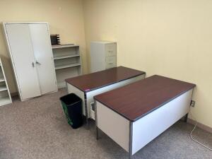 MULTI PIECE OFFICE FURNITURE SET