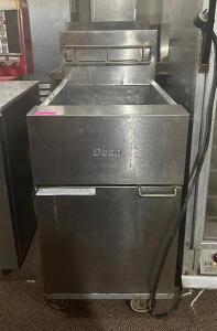 DEAN 40 LB. GAS DEEP FRYER