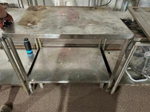 48" X 30" STAINLESS TABLE W/ UNDER SHELF