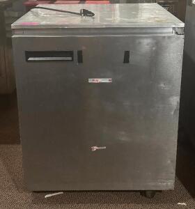 DELFIELD SINGLE DOOR UNDER COUNTER COOLER