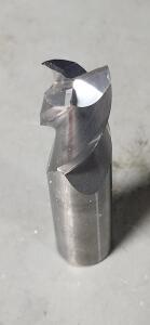 DESCRIPTION: (1) SOLID CARBIDE SQ END MILL BRAND/MODEL: ACCUPRO 12182199 SIZE: 3/4" D 1" LOC RETAIL$: $182.96 QTY: 1