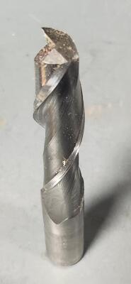 DESCRIPTION: (3) COBALT SQ ROUGHING/FINISHING END MILLS BRAND/MODEL: a-2424-l SIZE: 3/4" DIA 4" LOC RETAIL$: $111.50 EA QTY: 3