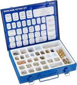 DESCRIPTION: (1) RETAIL KEY KIT AND METAL CASE BRAND/MODEL: SCHLAGE #40-132 INFORMATION: BLUE METAL CASE RETAIL$: $177.03 EA QTY: 1