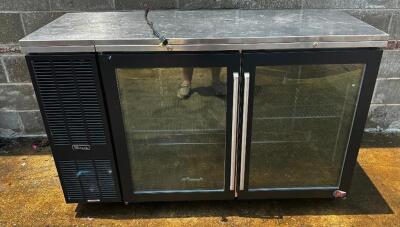 PERLICK 60" DOUBLE GLASS DOOR BACK BAR COOLER. ( IN GREAT CONDITION )