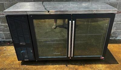 PERLICK 60" DOUBLE GLASS DOOR BACK BAR COOLER. ( IN GREAT CONDITION )