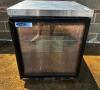 STANDEX SINGLE GLASS DOOR MERCHANDISER COOLER. POWERS ON AND COOLING