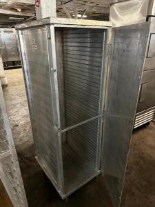 ENCLOSED ROLL ABOUT TRAY RACK