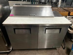 TRUE 48" REFRIGERATED SANDWICH PREP TOP COOLER.