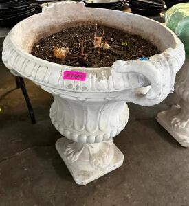 HEAVY DUTY STONE PLANTER