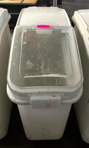 10 GALLON ROLL ABOUT INGREDIENTS BIN W/ LID