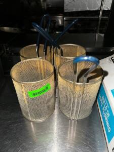 DESCRIPTION: (4) MESH WIRE PASTA BASKETS. LOCATION: KITCHEN THIS LOT IS: SOLD BY THE PIECE QTY: 4