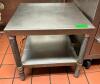 DESCRIPTION: 20" STAINLESS EQUIPMENT STAND SIZE: 20"X20"X20" LOCATION: KITCHEN QTY: 1