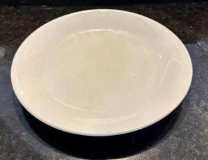 DESCRIPTION: (9) 9.5" CHINA PLATES LOCATION: MAIN DINING QTY: 9