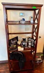 NAME: 70" CHINA CABINET DESCRIPTION: 70" CHINA CABINET LOCATION: MAIN DINING QTY: 1