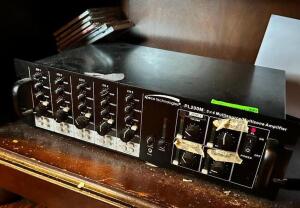 NAME: AUDIO MIXER DESCRIPTION: AUDIO MIXER LOCATION: MAIN DINING QTY: 1