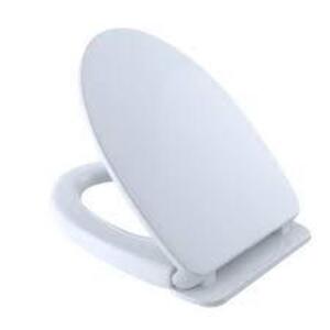 DESCRIPTION: (3) TOILET SEAT BRAND/MODEL: SOFT CLOSE SIZE: WHITE RETAIL$: $50.00 EA QTY: 3